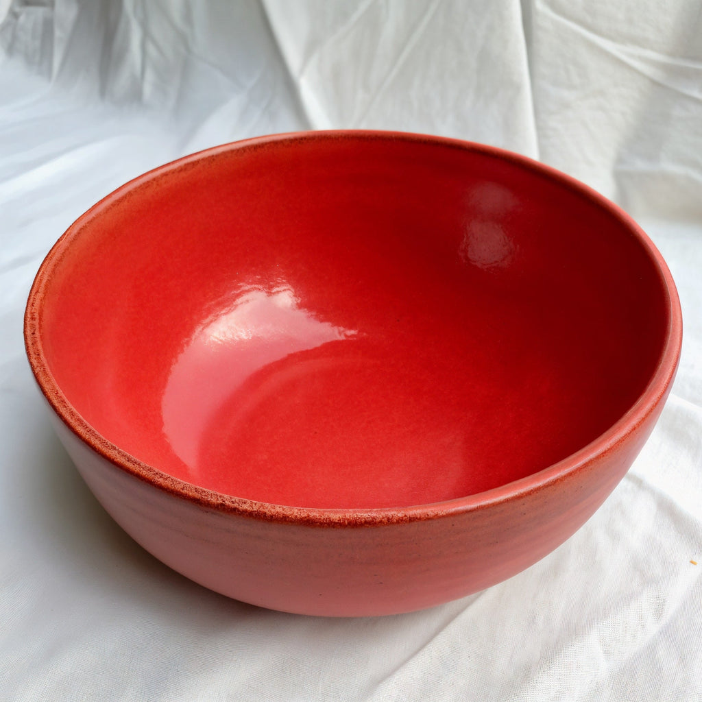HAISENBERG miska ceramiczna czerwona matowa — widok z przodu