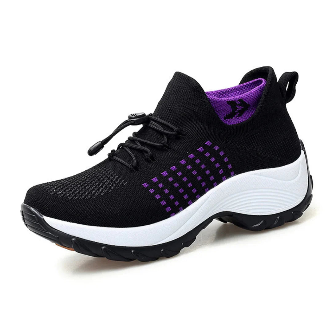 Ortopedyczne buty Orthofit dla wrażliwych stóp – widok z przodu prezentujący ergonomiczny design