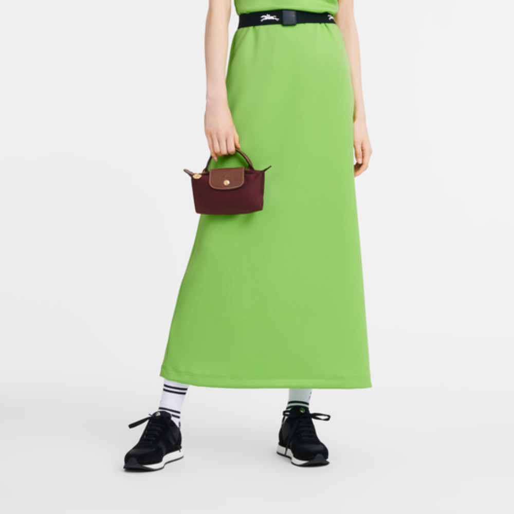 Longchamp Élan Mini Bag z przemyślaną organizacją wnętrza i pojemnym układem.