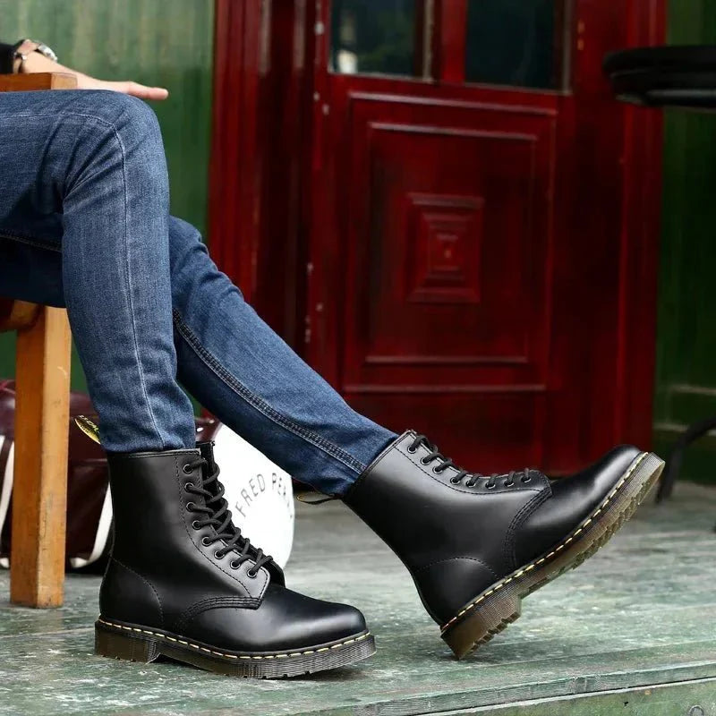 Buty Martin premium – zbliżenie pokazujące precyzję wykończenia i jakość materiałów