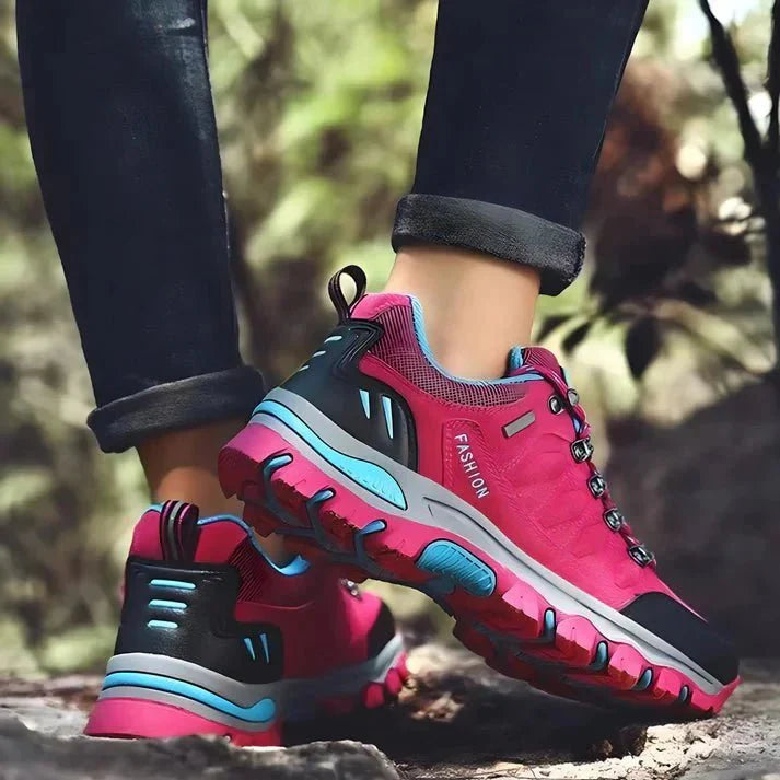 Damskie buty górskie Globdrew z podeszwą Vibram® gwarantującą pewność kroku na trudnym terenie