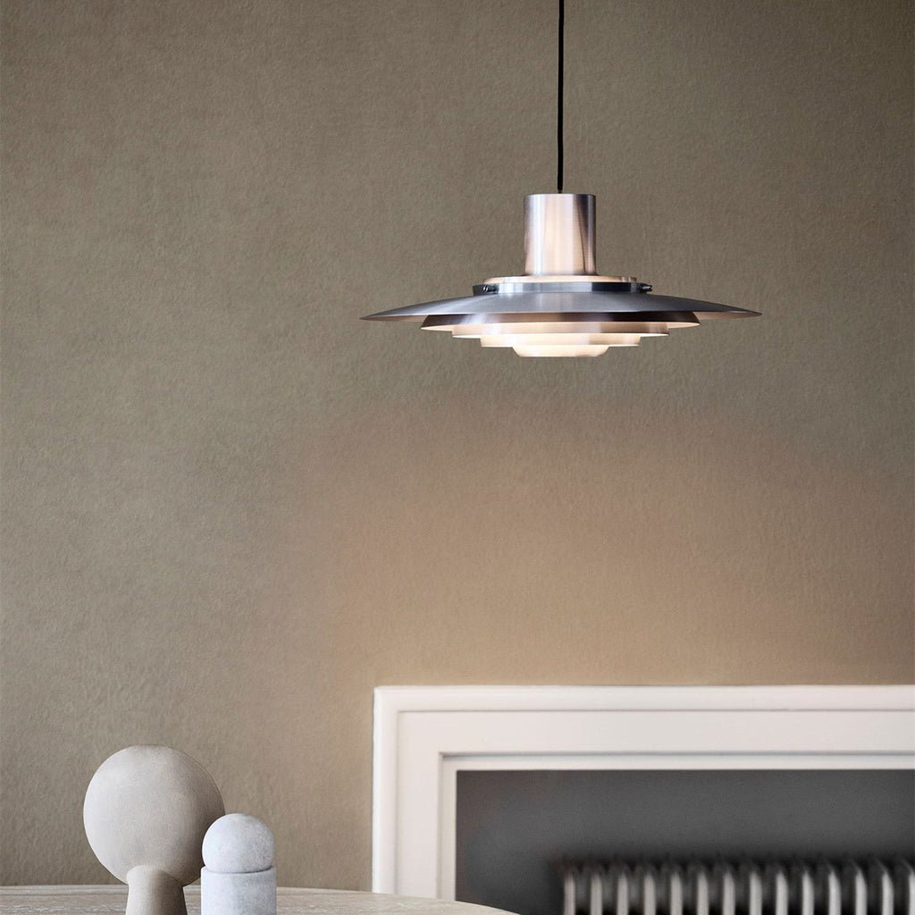 Aluminiowa lampa wisząca LED NovaLume do jadalni i kuchni