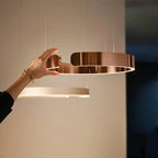 CircuLume: Runde LED-Pendelleuchte aus Metall mit modernem Design – für Wohnzimmer & Flur