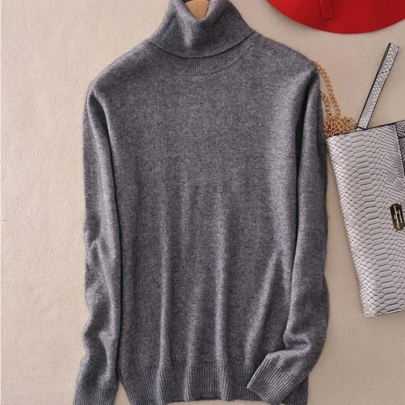 Damski sweter z golfem z wygodnymi ściągaczami