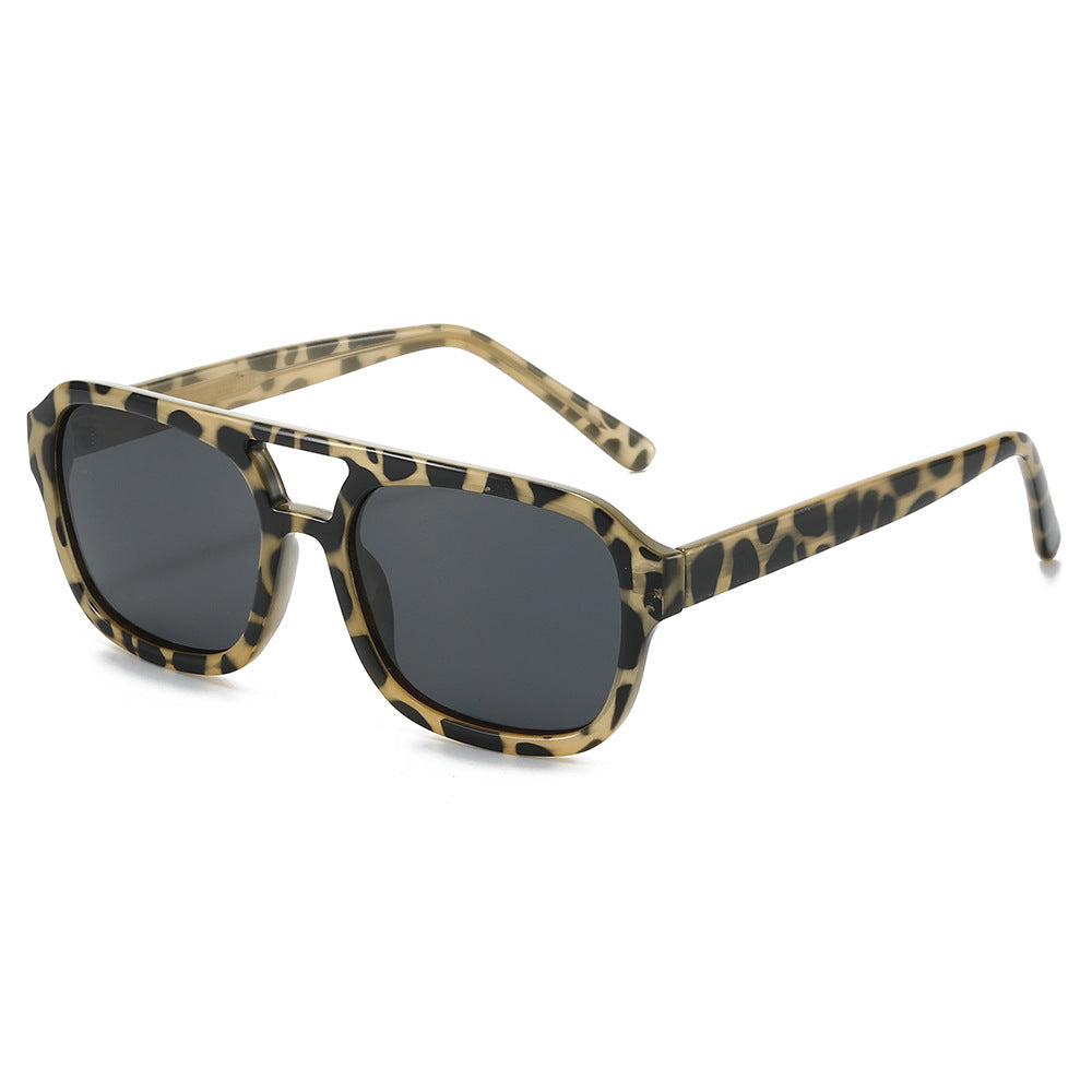 Damskie modne okulary przeciwsłoneczne w eleganckim, kanciastym designie