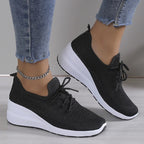 Damskie sneakersy na koturnie z podwyższoną platformą
