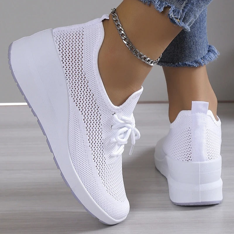 Damskie sneakersy na koturnie z podwyższoną platformą