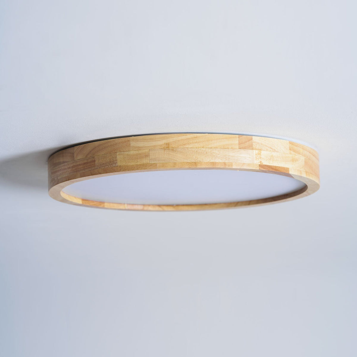 Drewniana geometryczna lampa sufitowa LED wpuszczana