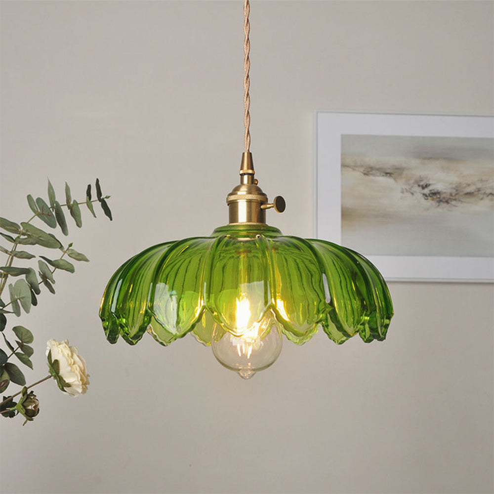 Elegancka Lampa Wisząca Szklana – Modernistyczny Blask