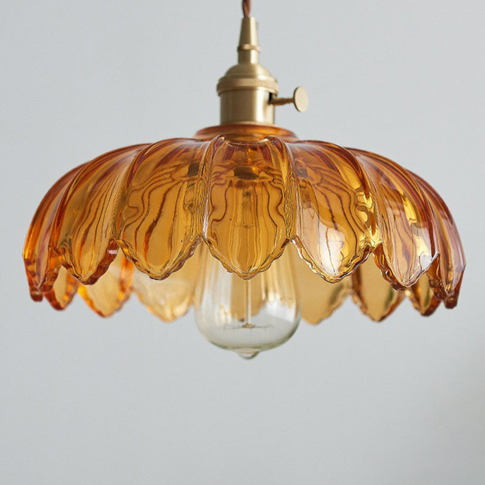 Elegancka Lampa Wisząca Szklana – Modernistyczny Blask