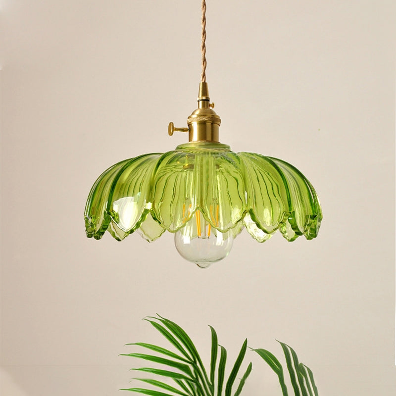 Elegancka Lampa Wisząca Szklana – Modernistyczny Blask