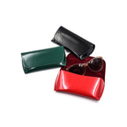 Eleganckie etui na okulary z lakierowanej skóry