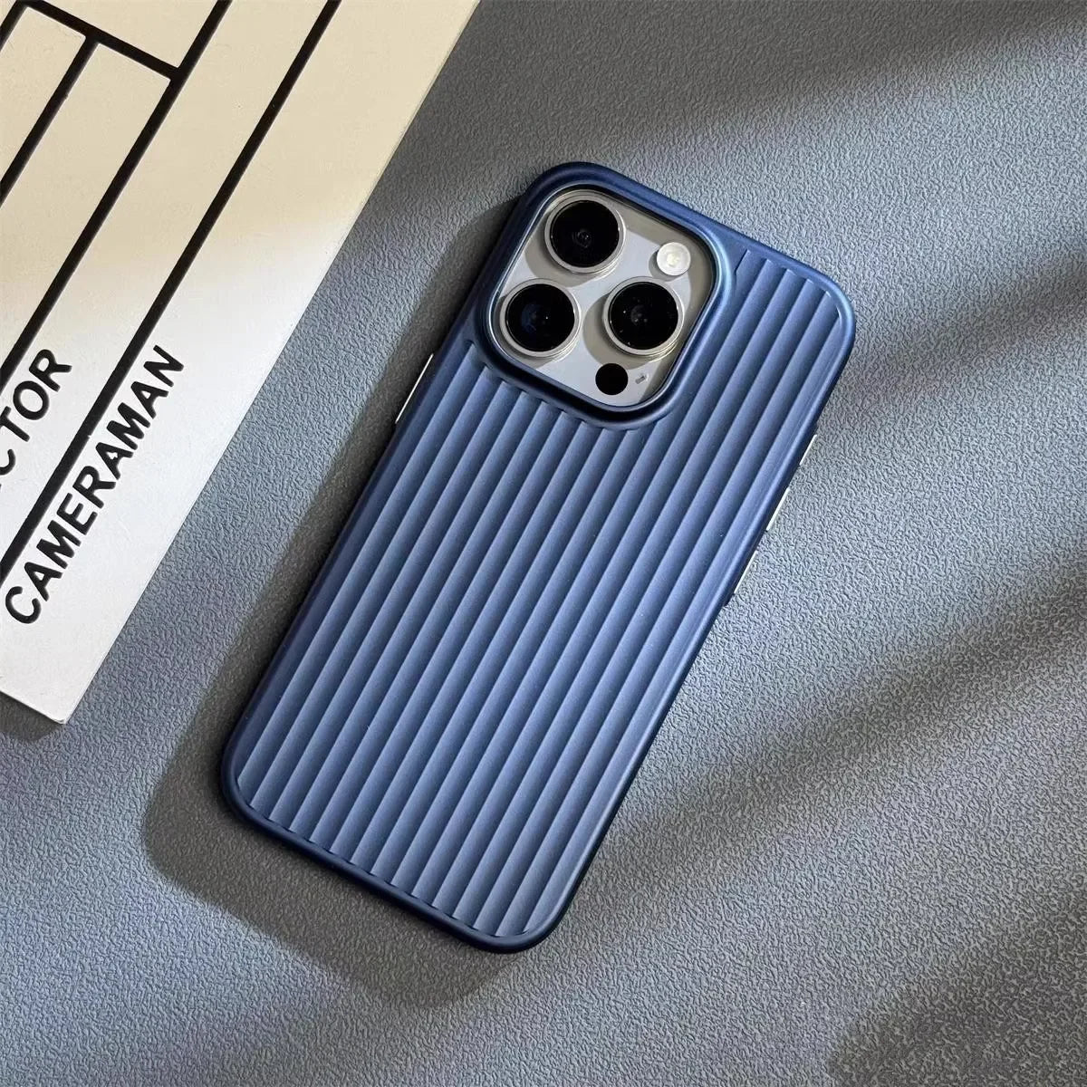 Etui Titanium Shield Pro do iPhone