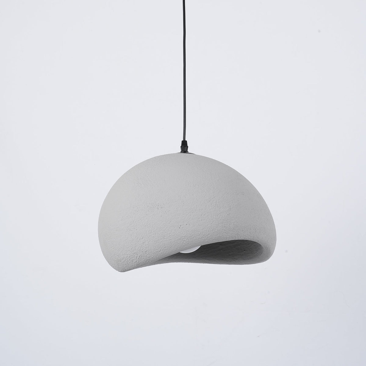 Lampa wisząca w kształcie chmury