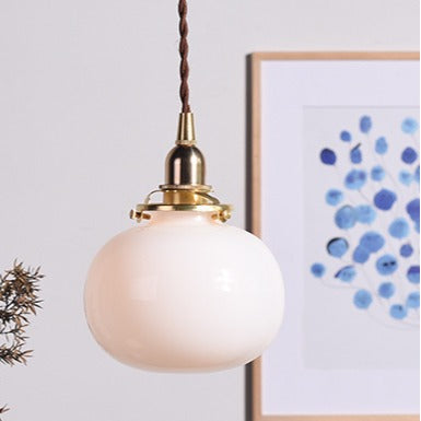 Klasyczna złota lampa wisząca ze szklanym kloszem E26, miedziana oprawa do salonu i jadalni