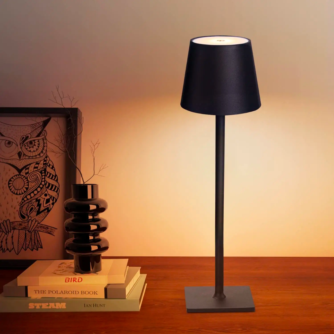 Lampa stołowa | Minimalistyczny design | Przyciemniane światło LED | AuraTable