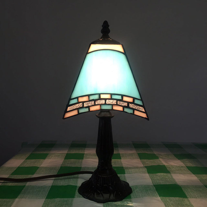 Lampa Stołowa Morska z Szklanym Kloszem – Idealna Nocna Lampka
