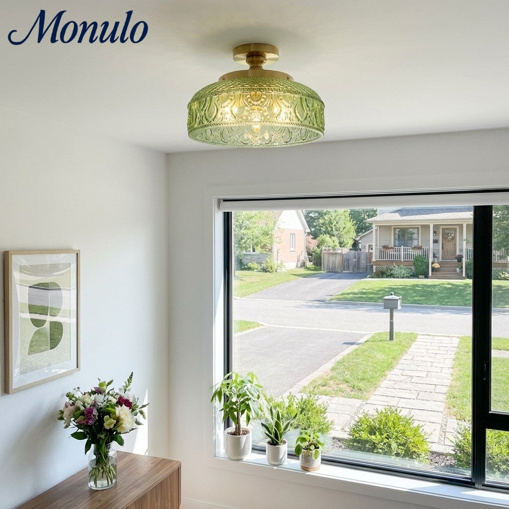 Lampa sufitowa z żebrowanego szkła z metalową oprawą – minimalistyczne oświetlenie do sypialni i korytarza