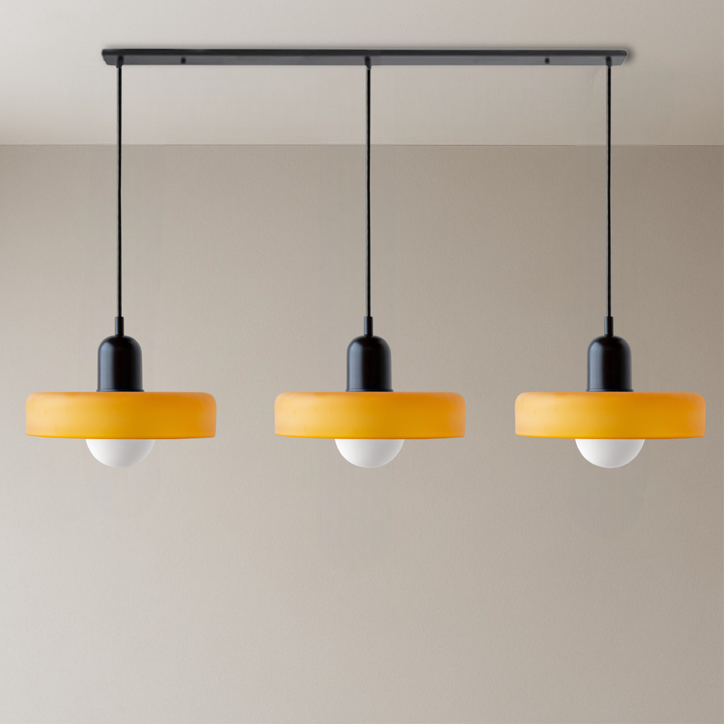 Lampa wisząca Bauhaus z 3 kloszami — kolorowe szkło, żarówki G9, ciepła biel