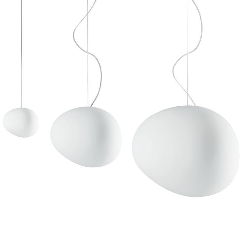 Lampa wisząca LumaVerde w organicznym kształcie, wykończenie jak dmuchane szkło, 4 rozmiary