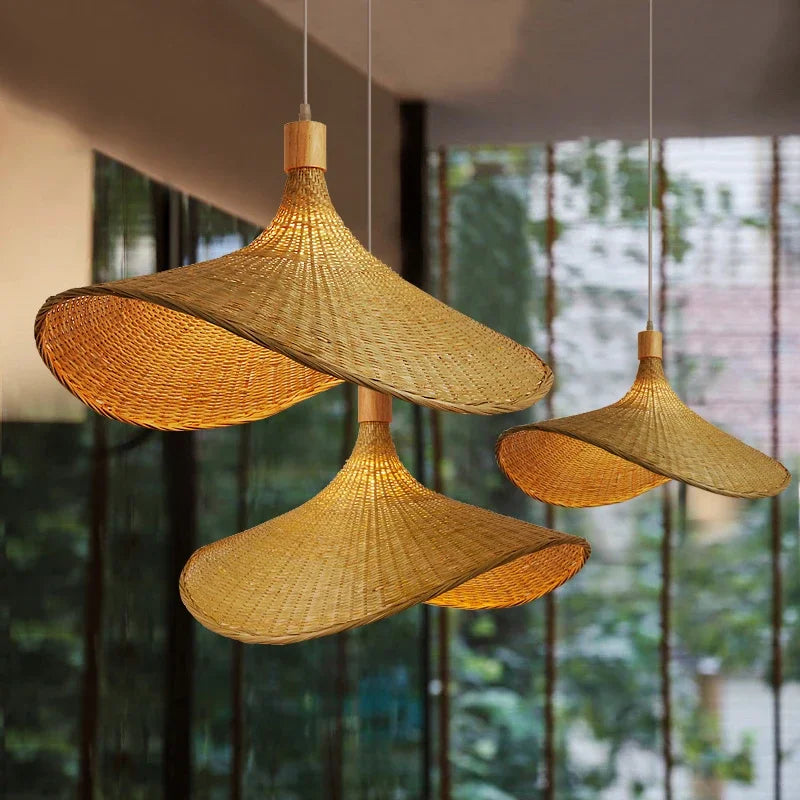 Lampa wisząca | Ręcznie pleciony klosz z bambusa | Ciepłe światło otoczenia