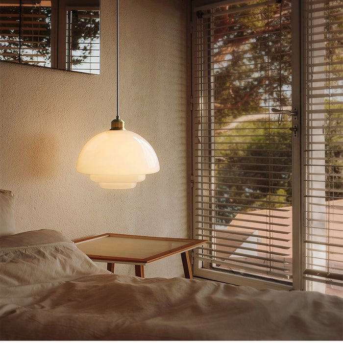 Lampa Wisząca Szklana Mleczna – Styl Klasyczny