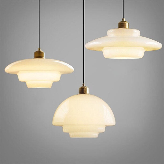 Lampa Wisząca Szklana Mleczna – Styl Klasyczny