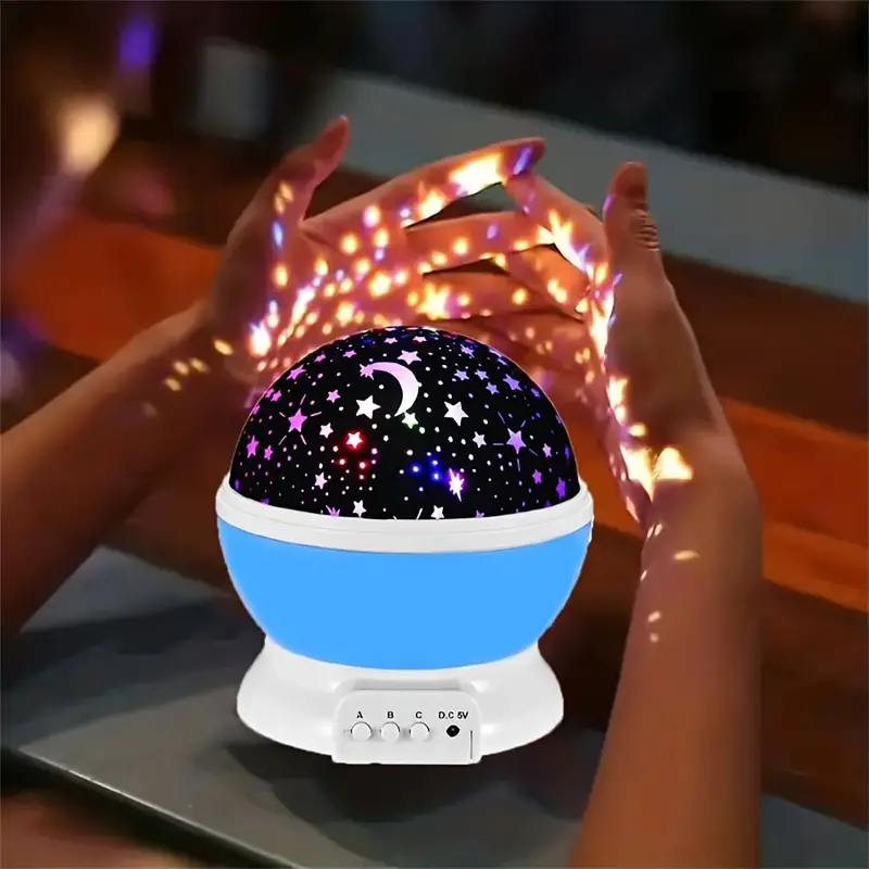 Lampka nocna projektor gwiazd z obrotową kopułą