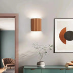 Minimalistyczna Lampa Ścienna Cylindryczny Żebrowany Design do Wnętrz