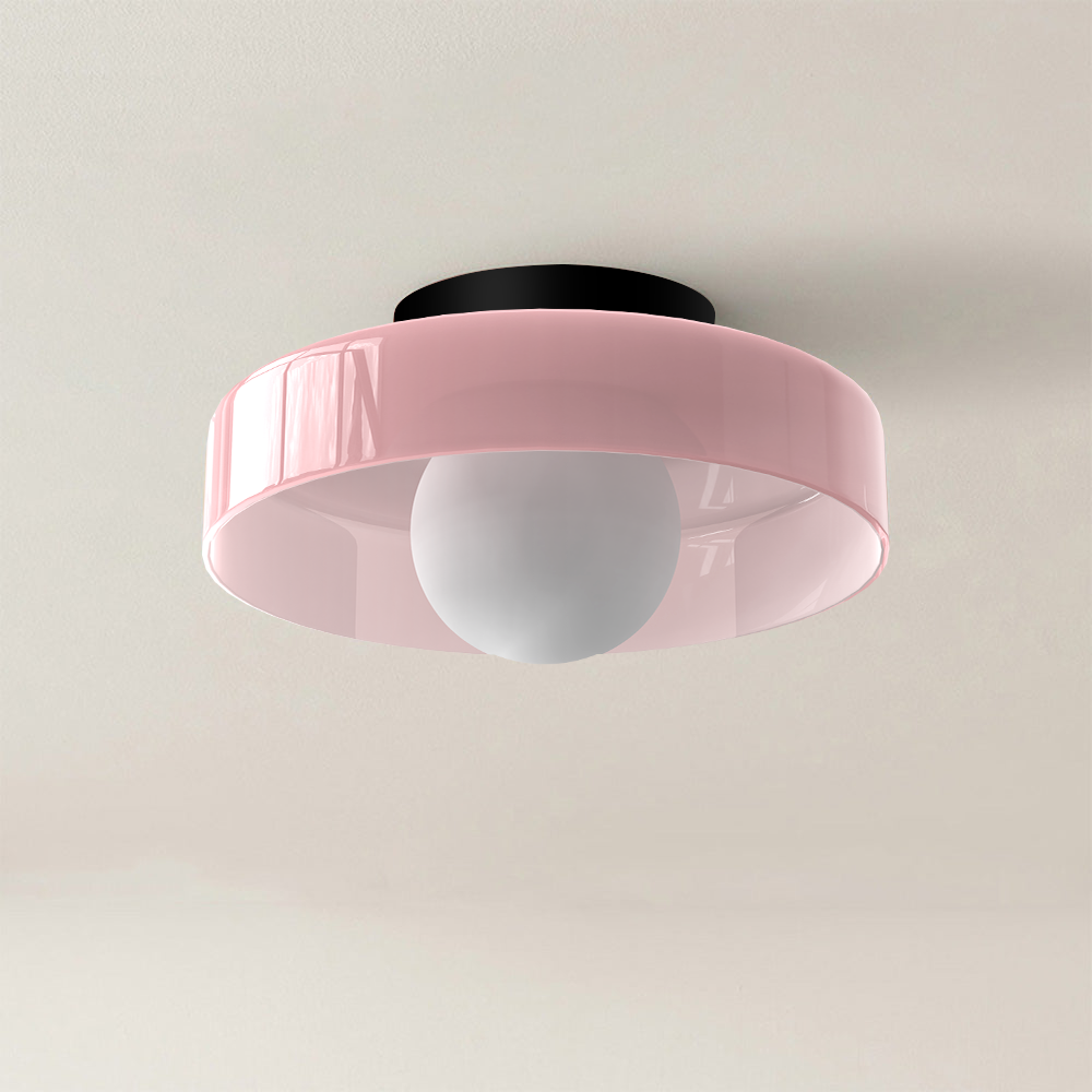 Minimalistyczna lampa wisząca z delikatnym światłem