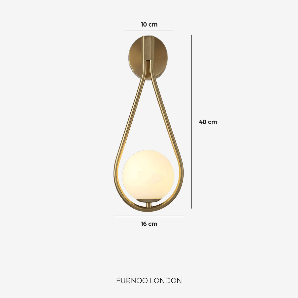 Nordycka lampa ścienna ze szklaną kulą — minimalistyczne oświetlenie do skandynawskich wnętrz