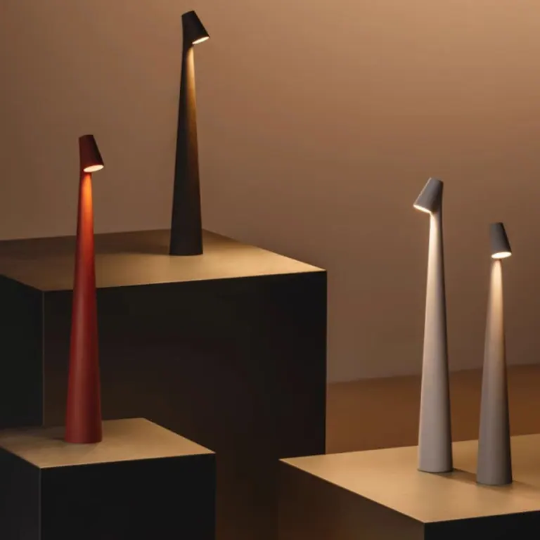 Nordycka minimalistyczna lampa nastrojowa | Bezprzewodowa | LED | Lampa do czytania | Lampa do jadalni