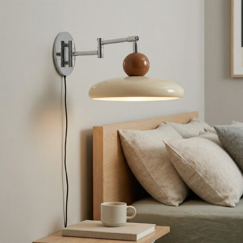 Okrągła lampa ścienna Lola ze zintegrowaną diodą LED do użytku wewnętrznego