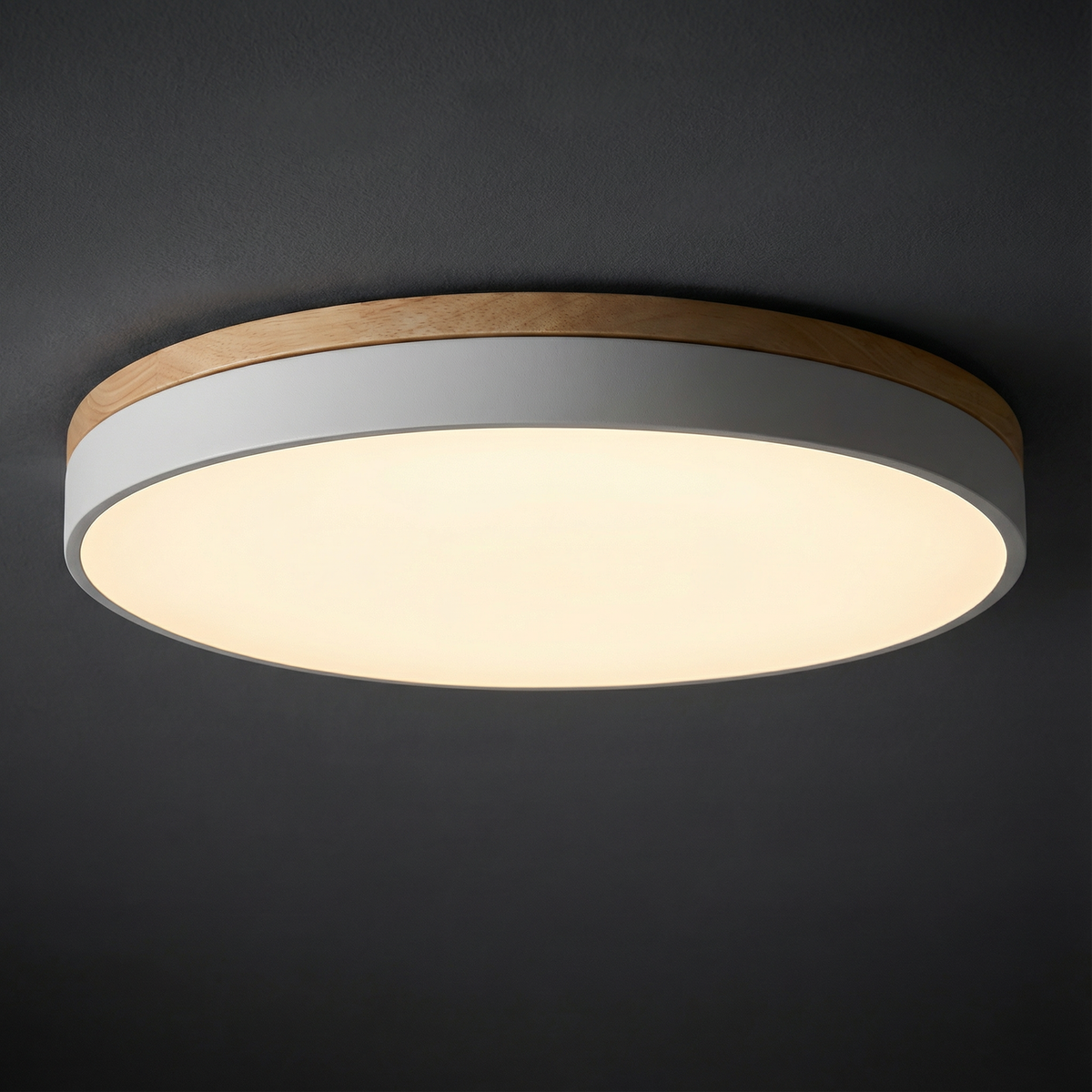 Okrągła lampa sufitowa natynkowa z drewnianą ramką