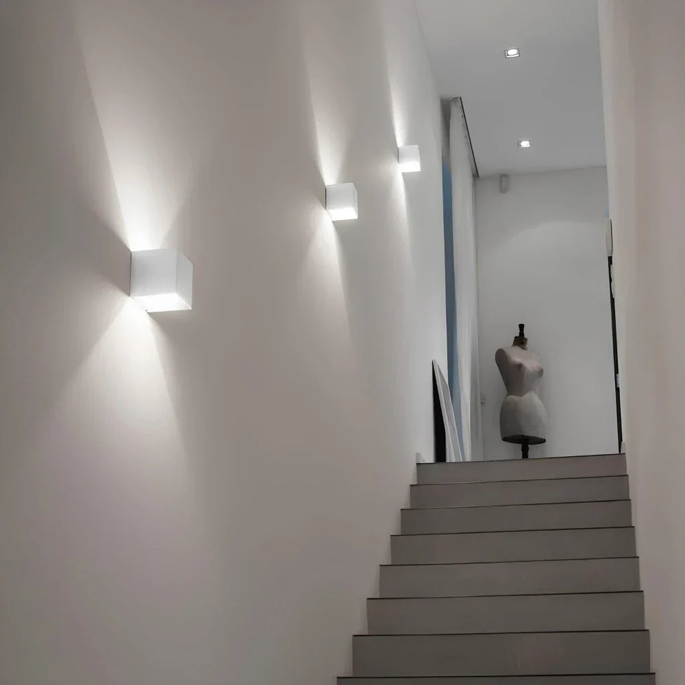 Ozdobna regulowana lampa ścienna – Idealna do użytku wewnątrz i na zewnątrz