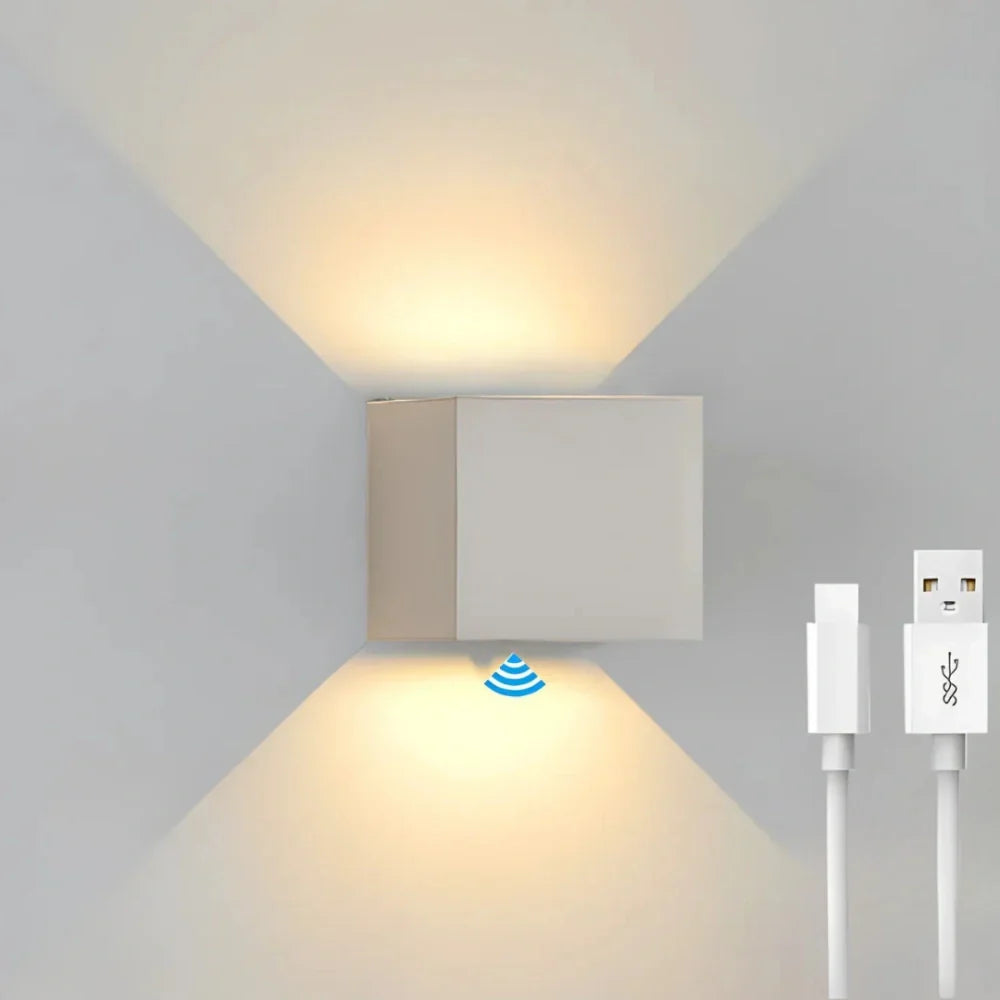 Ozdobna regulowana lampa ścienna – Idealna do użytku wewnątrz i na zewnątrz