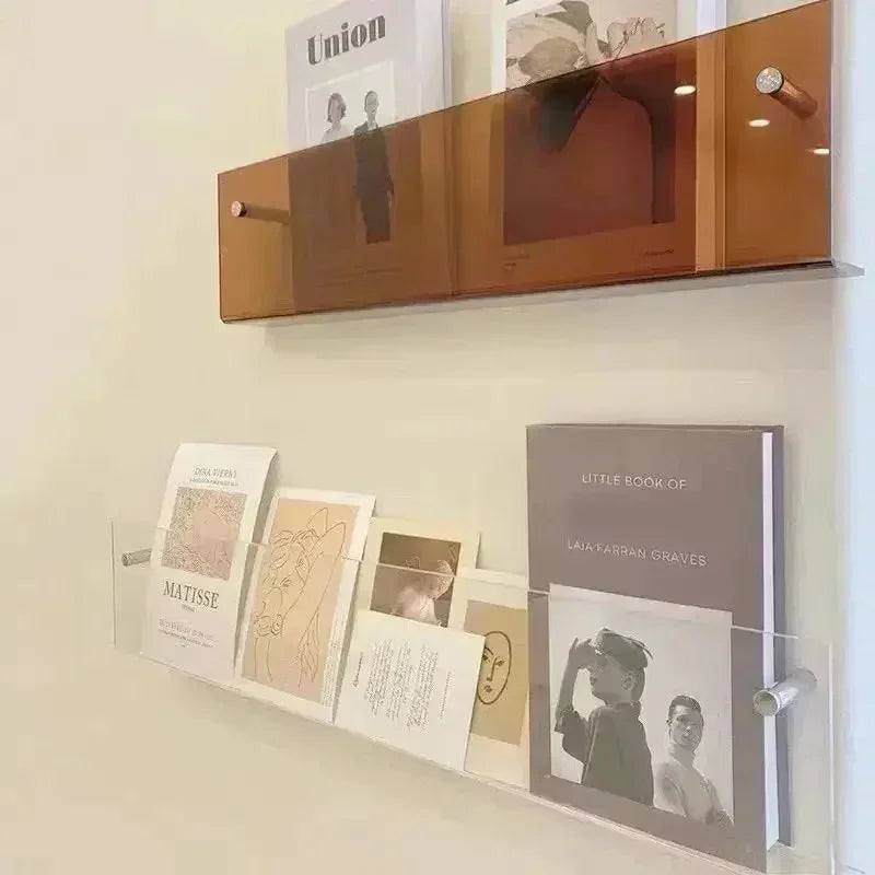 Półki ścienne kompaktowe do książek i płyt – stylowy design
