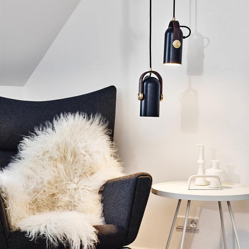 Przemysłowa lampa wisząca w stylu „cannon” do wnętrz typu loft