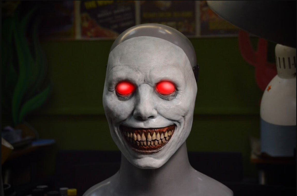 Przerażająca maska na Halloween, lateksowa maska uśmiechniętego demona dla dorosłych, upiorny akcent na imprezy i cospla