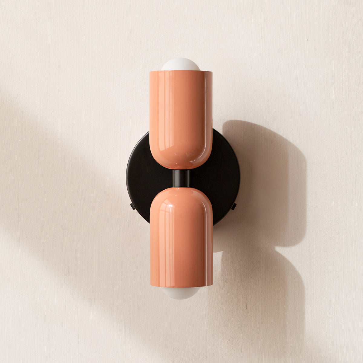 Regulowana kinkiet z podwójną głowicą w stylu retro do wnętrz