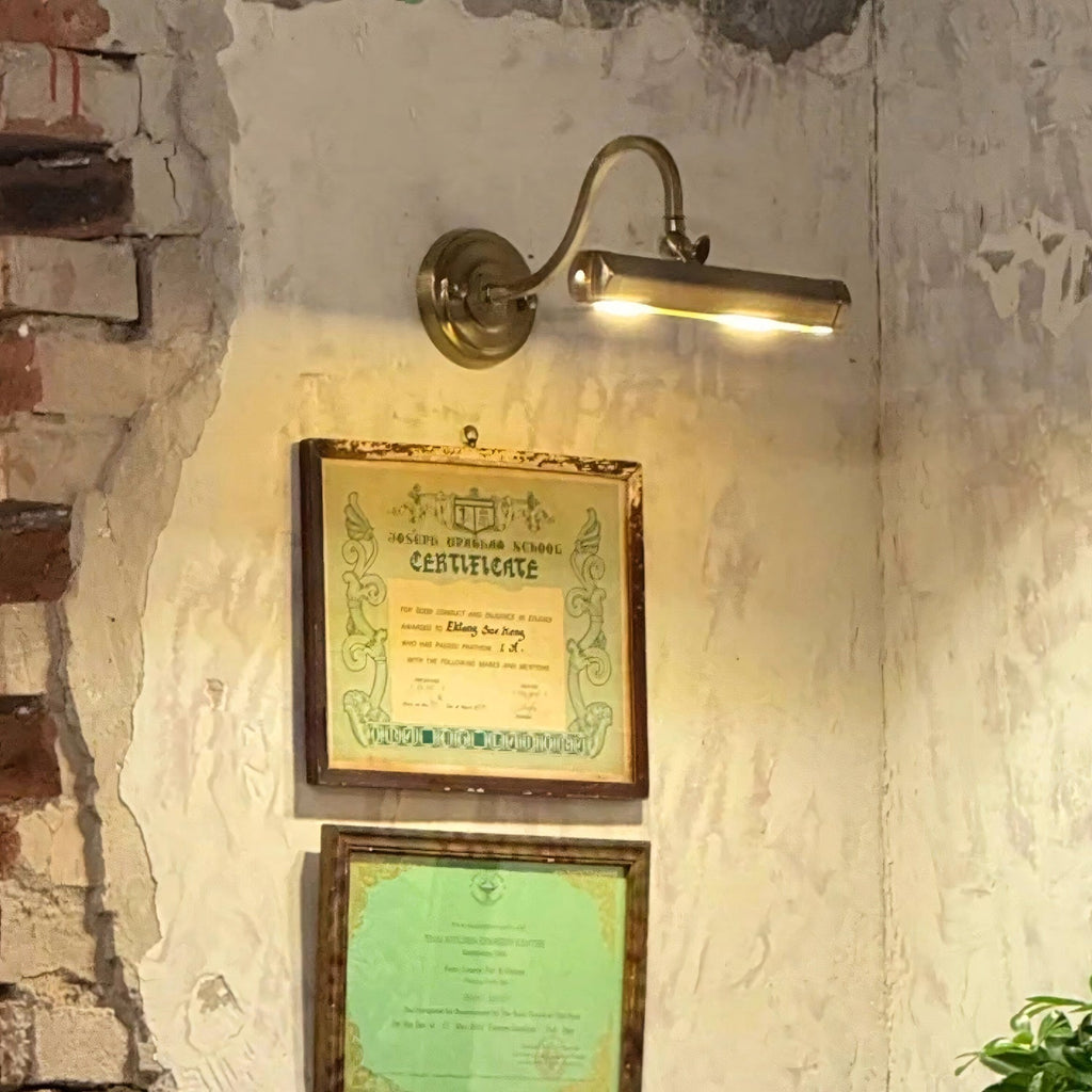 Regulowana lampa ścienna z elastycznym ramieniem do obrazów z oprawką G9 – chrom, czerń, miedź