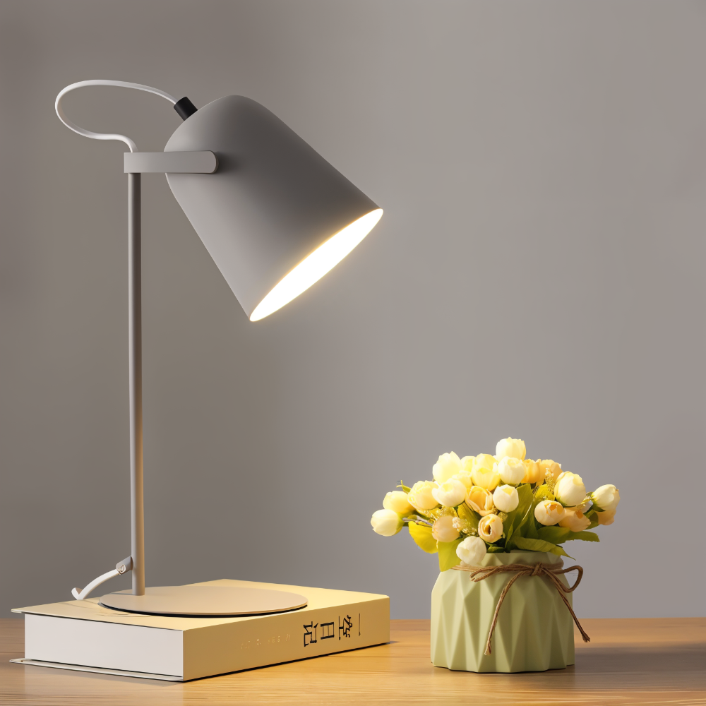 Regulowana nowoczesna lampa biurkowa LED z obrotowym kloszem