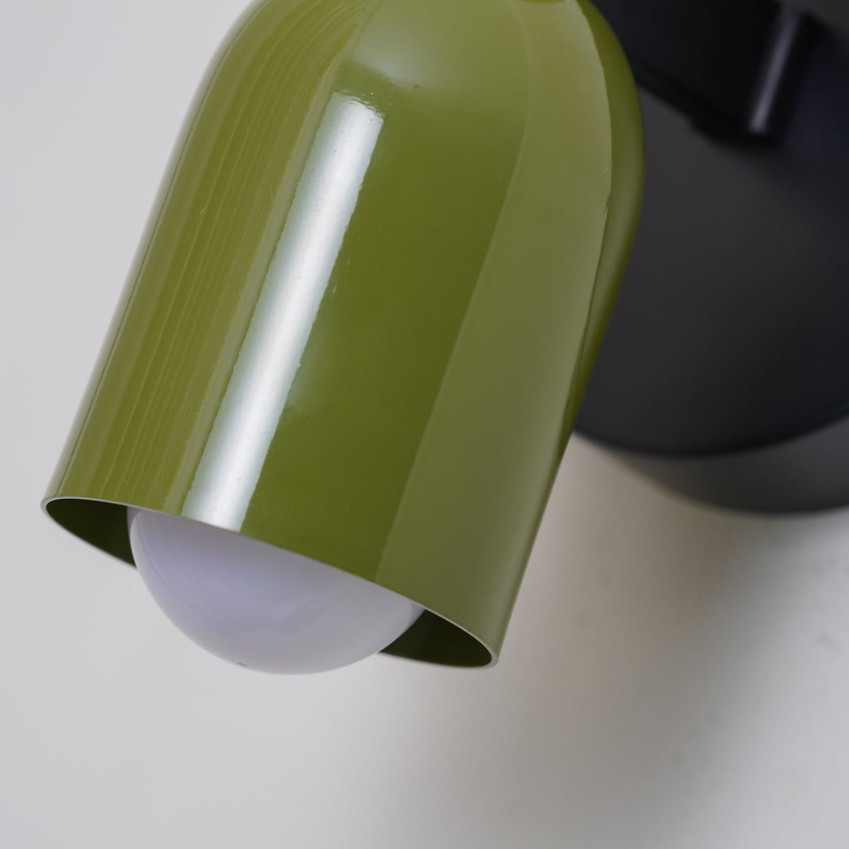 Retro industrialna lampa ścienna z 2 obrotowymi głowicami do salonu, sypialni lub przedpokoju