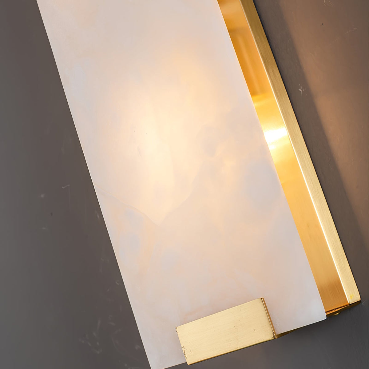 Kinkiet Roux Alabaster