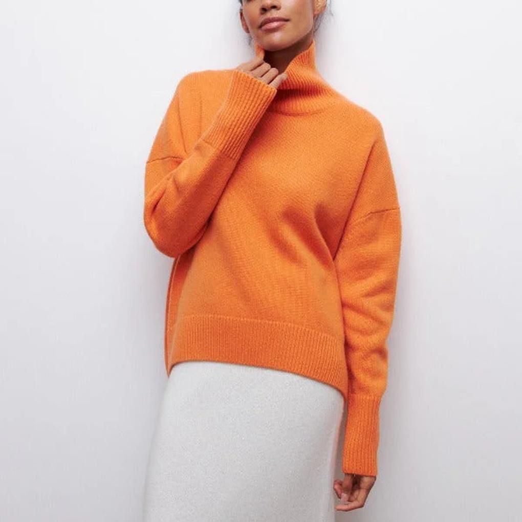 Damski sweter z golfem
