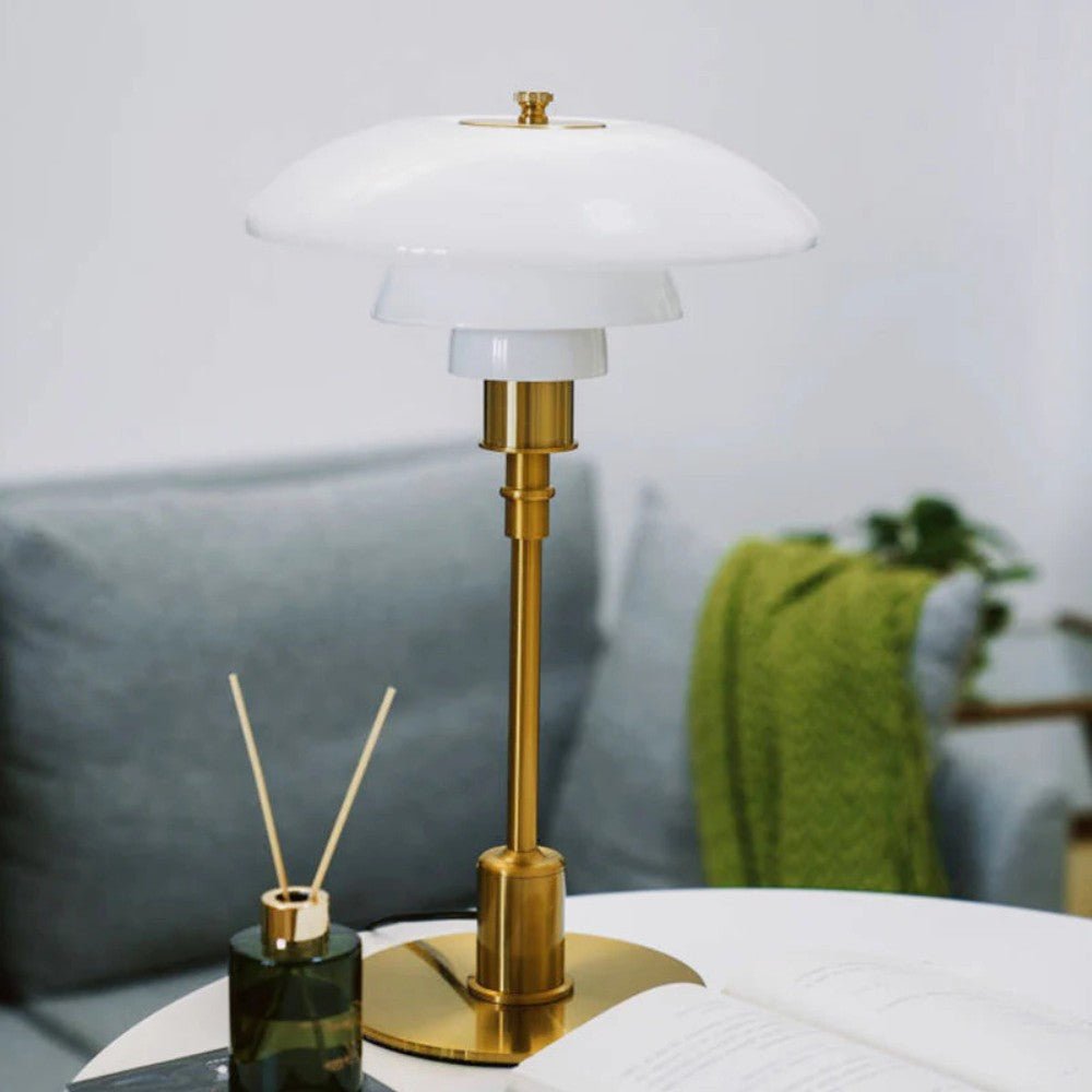 Nordycka szklana lampa stołowa z ciepłym światłem otoczenia