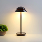 Lampa stołowa LumaShroom w kształcie grzybka, ściemniana dotykiem