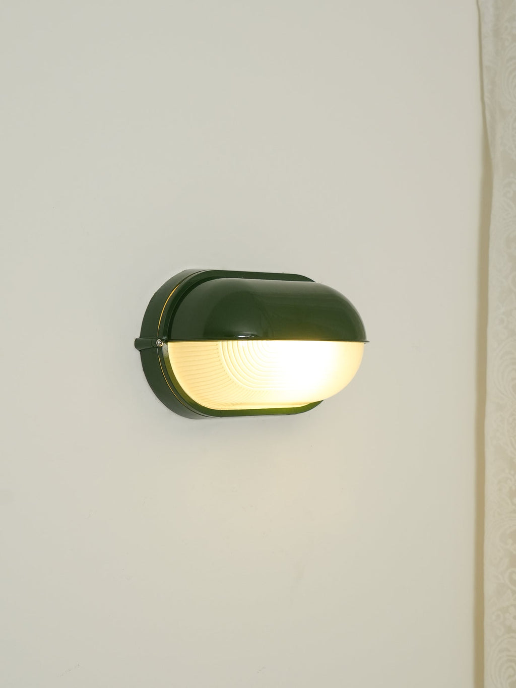 Wytrzymała trwała odporna na warunki atmosferyczne lampa ścienna zewnętrzna o industrialnym designie