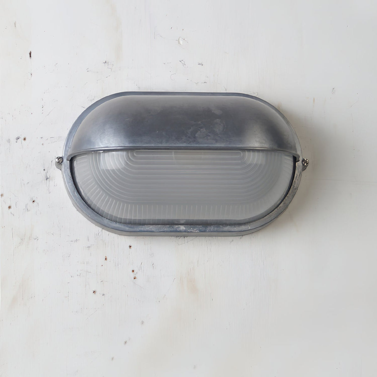 Wytrzymała trwała odporna na warunki atmosferyczne lampa ścienna zewnętrzna o industrialnym designie