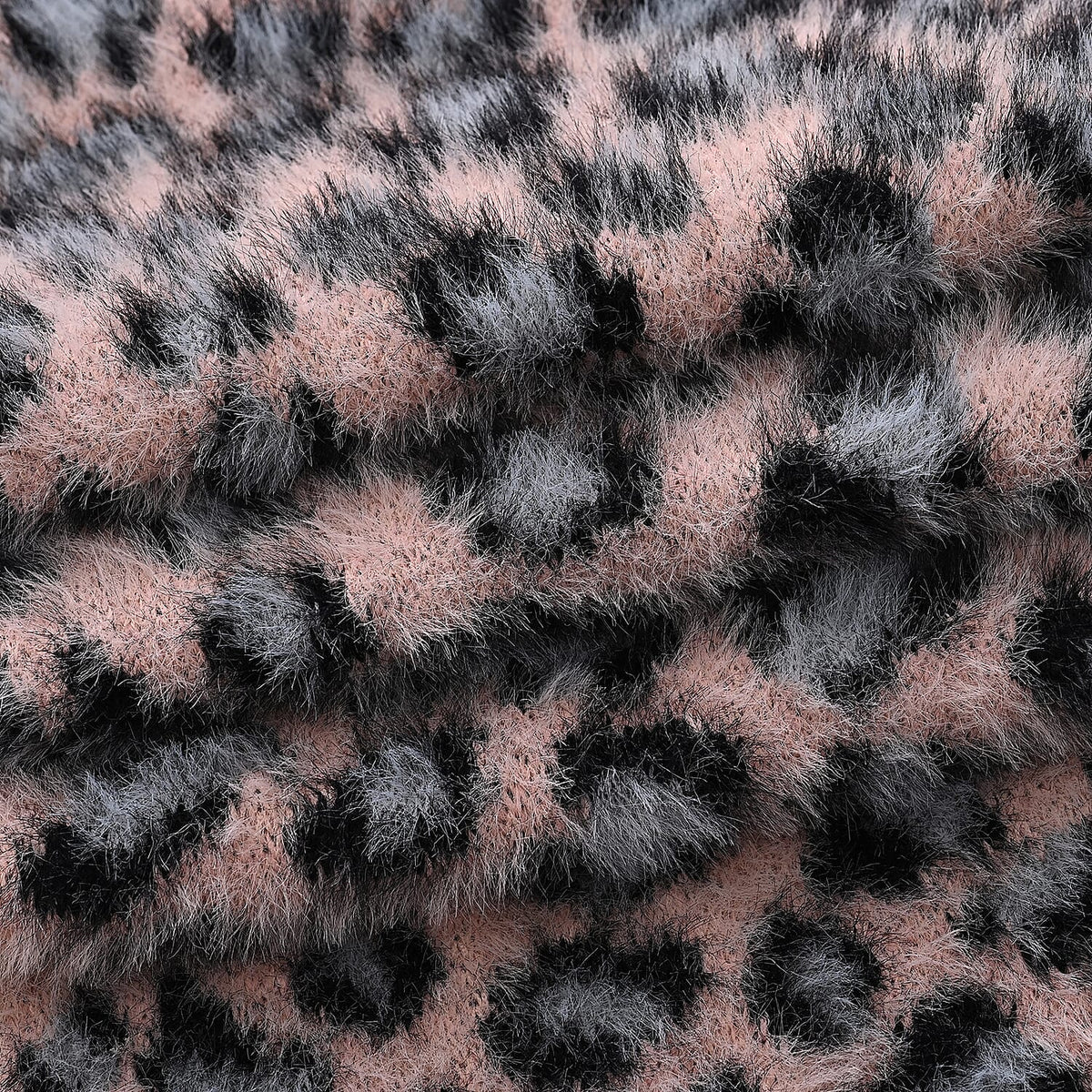 Zestaw damski Styled By: szalik i czapka w panterkę – 2-częściowe akcesoria zimowe